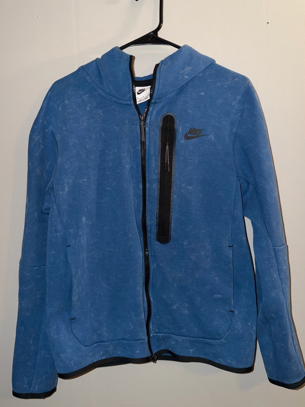 Nike Men's Blue Hooded Zip-Up Performance Jacket